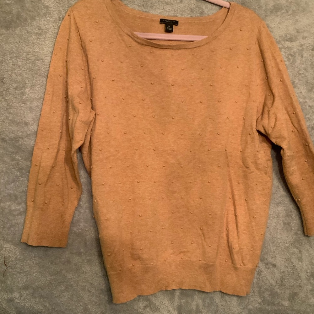 Super cute sweater Large